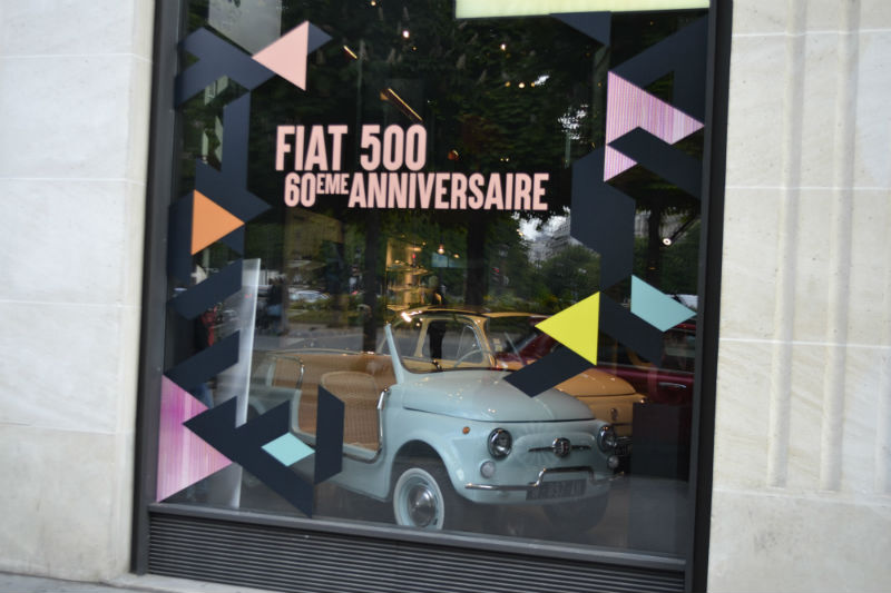 Parfait Etat au MotorVillage Champs-Elysées pour les 60 ans de la FIAT 500