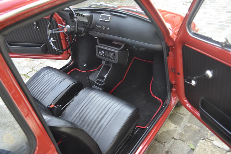 FIAT 500 L rouge 1971
