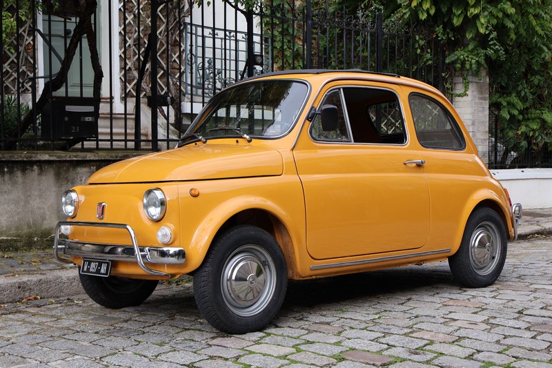 fiat 500L jaune positano 1970