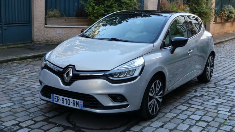 RENAULT CLIO IV Initiale Paris de 2017